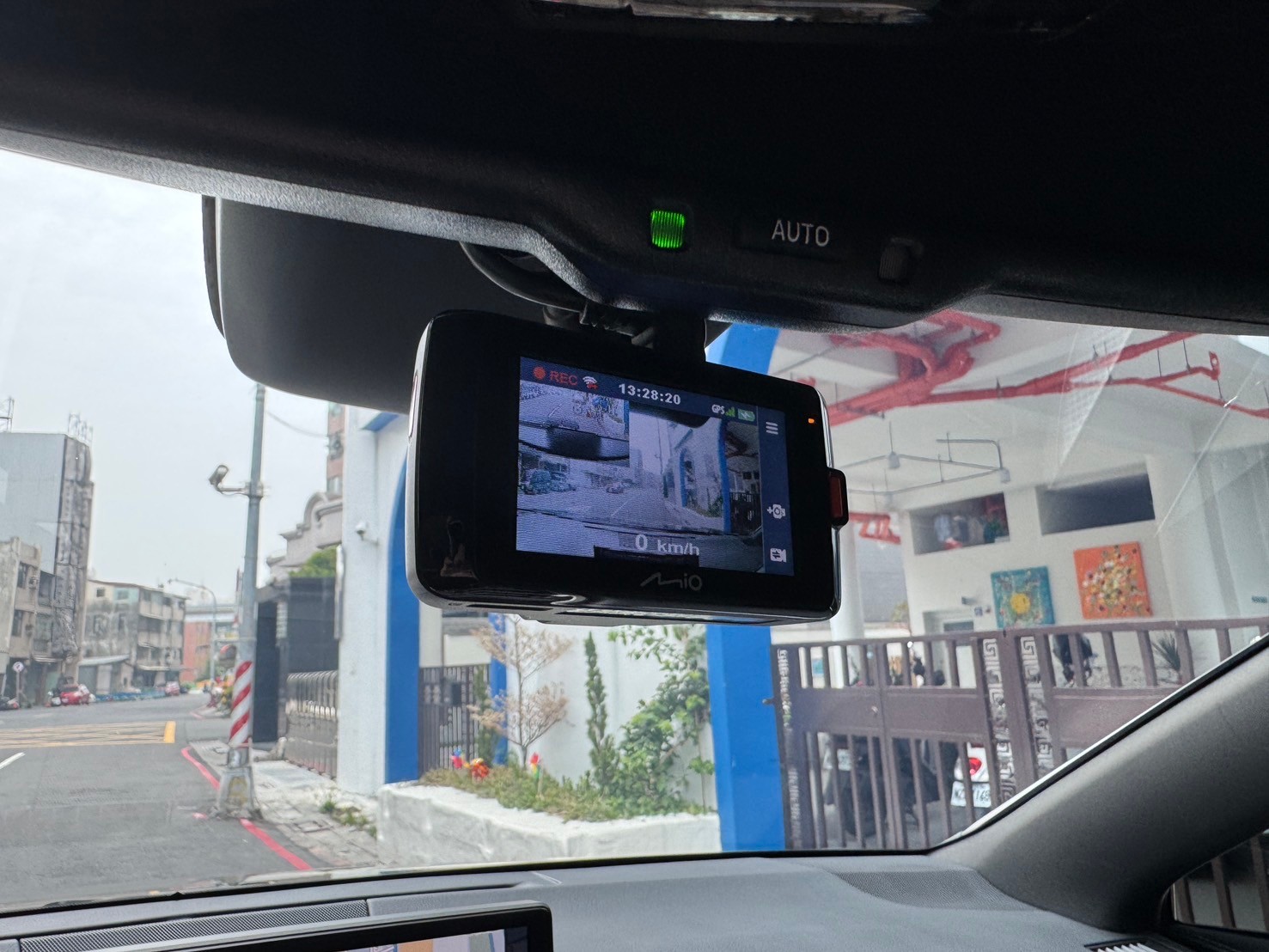 NX300